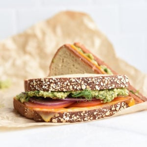 2-Minute Avocado Pesto Sauce Sandwich