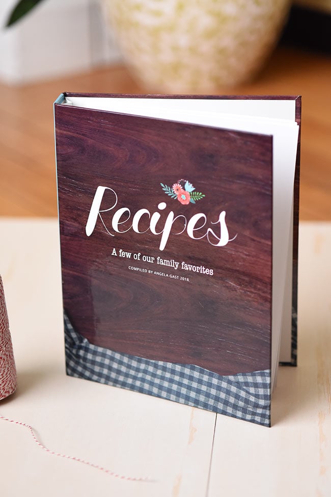 Make your own recipe book for friends and family this holiday