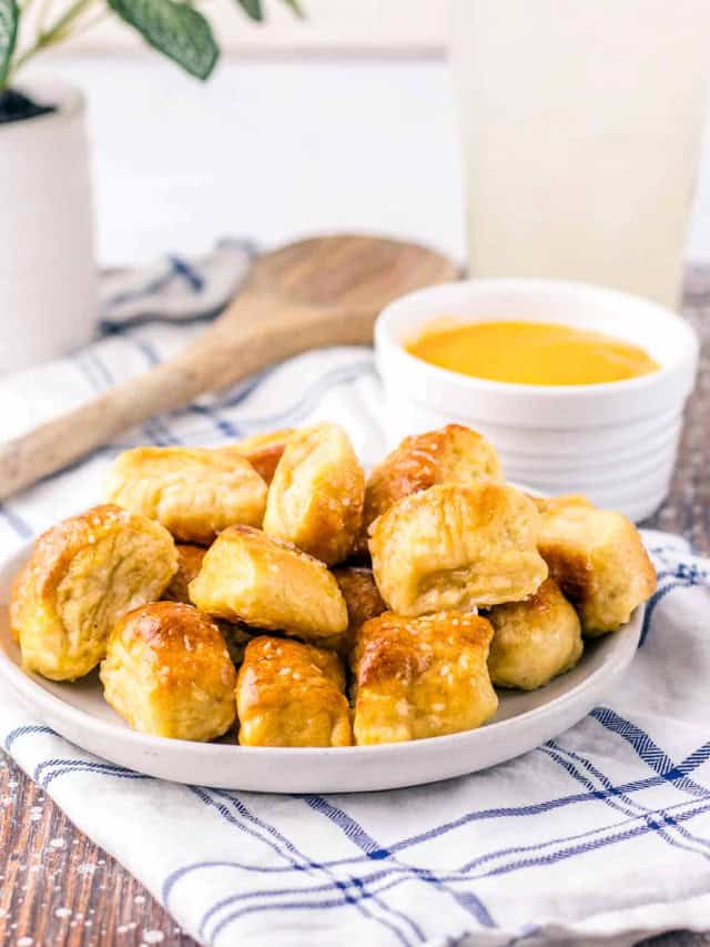 Soft Pretzel Bites