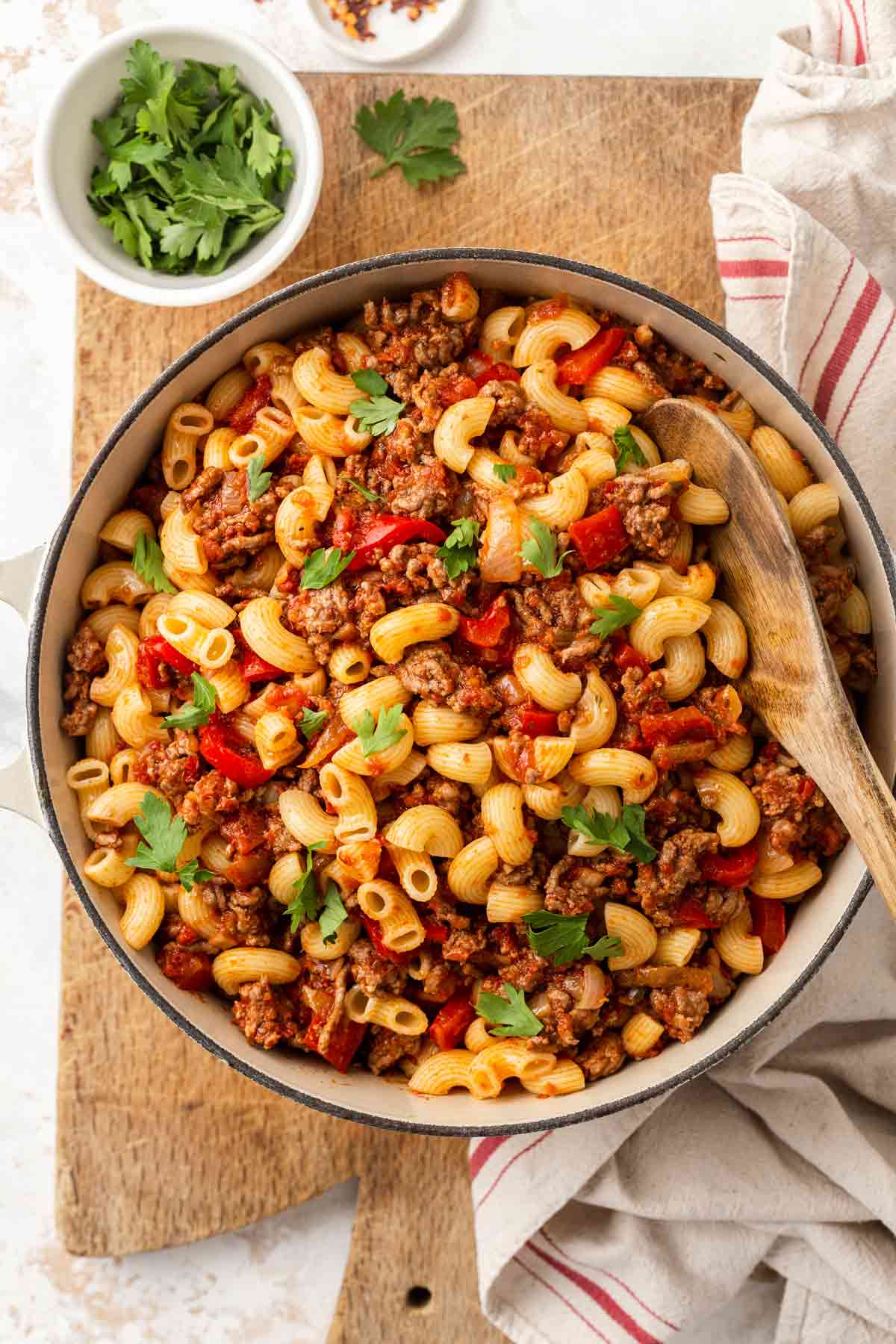 Old-Fashioned Ground Beef American Goulash