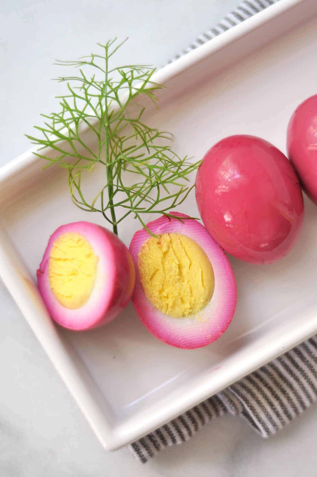 Refrigerator Dill Pickled Red Eggs