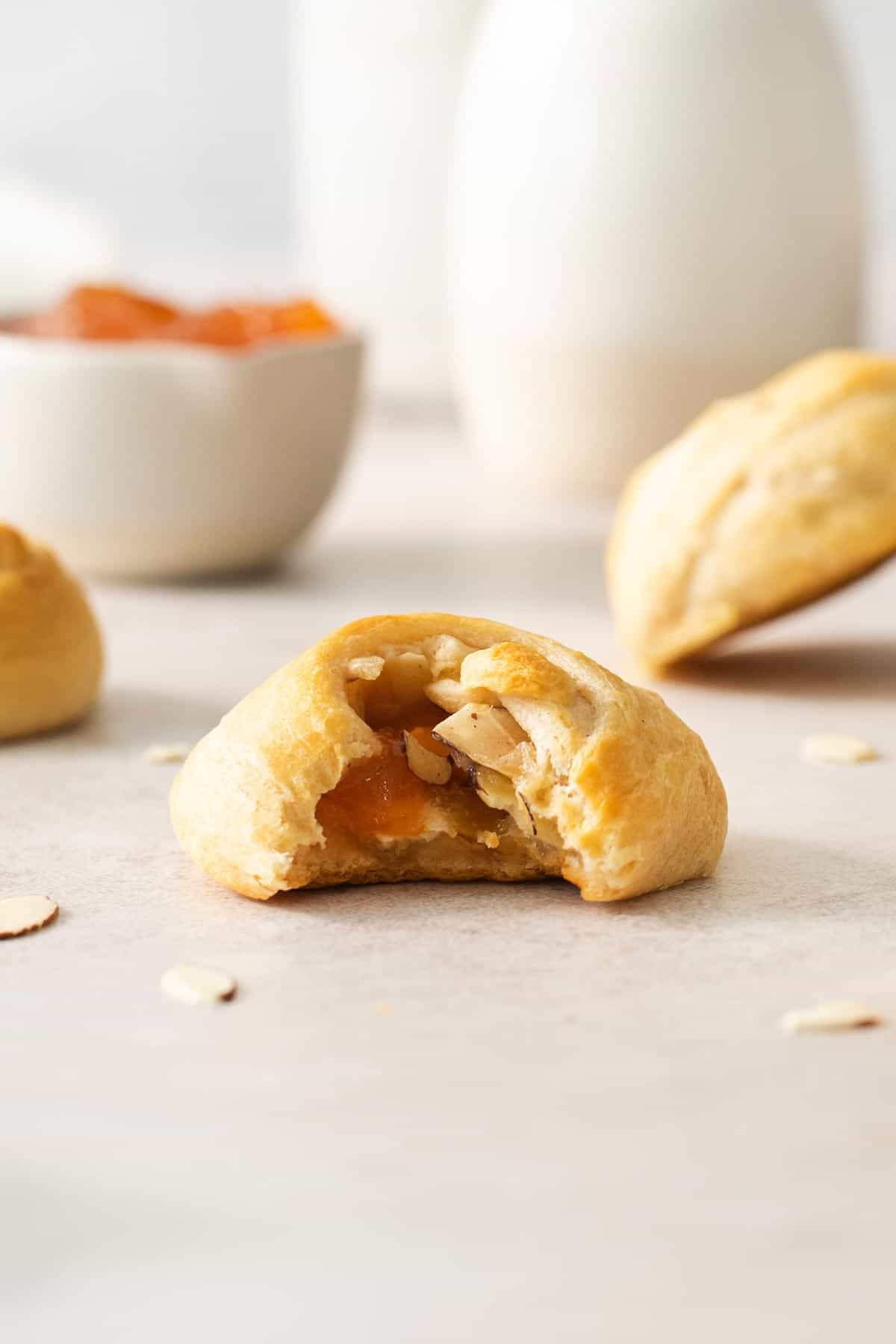 Easy Apricot Brie Knots Appetizer