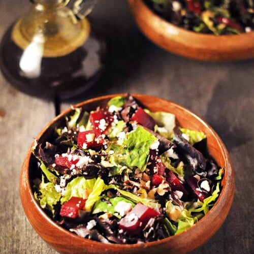 Beet and goat cheese superfood salad with balsamic dressing