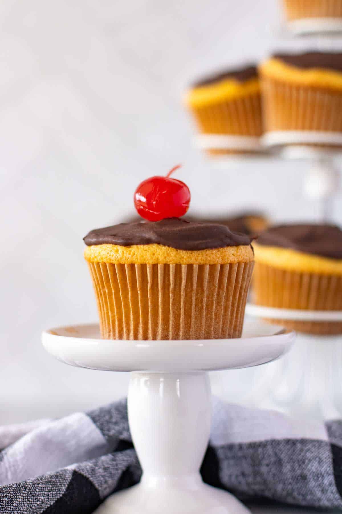 Boston Cream Cupcakes