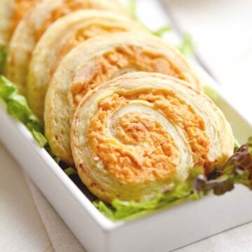 Buffalo Chicken Dip Pinwheels