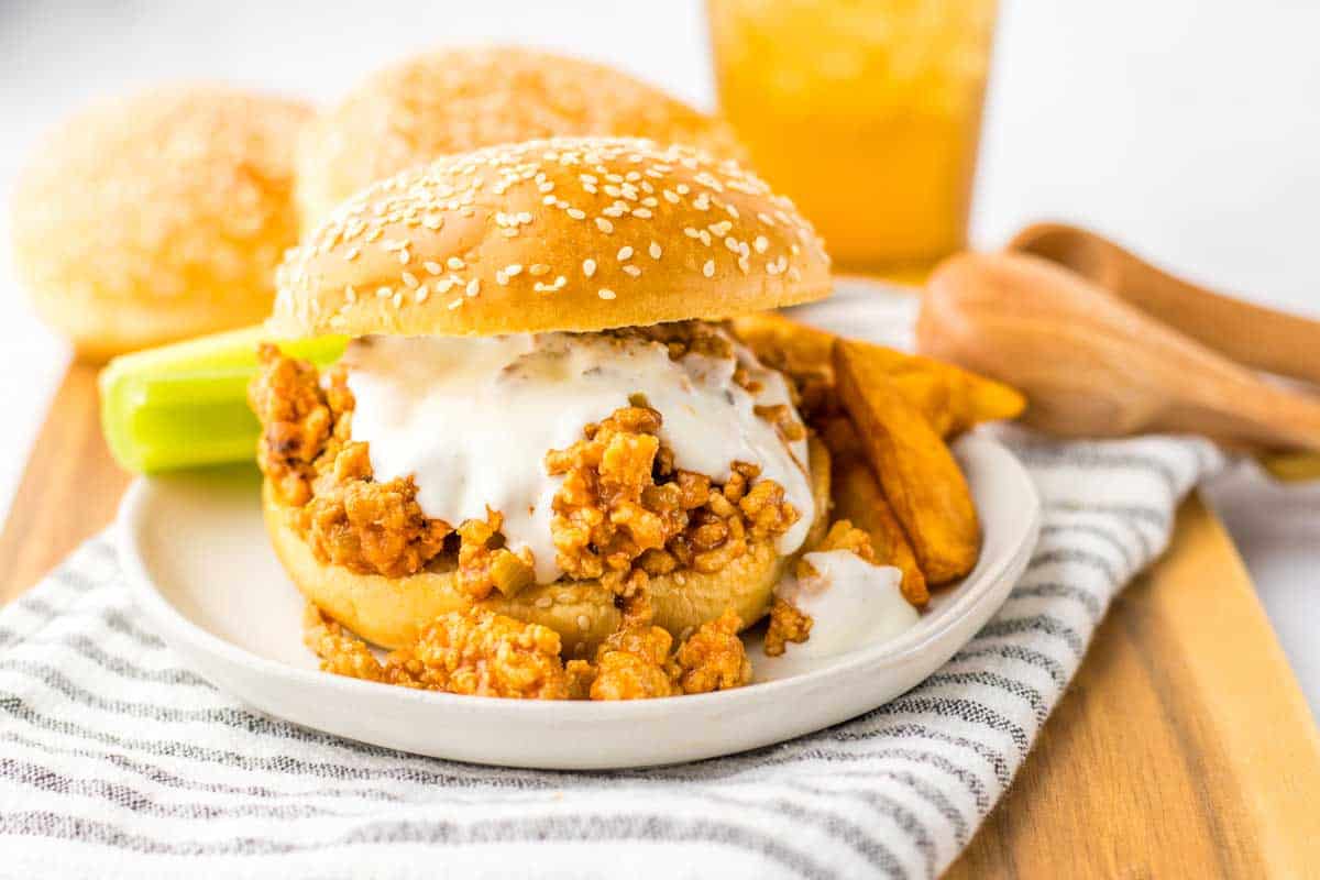 Crockpot Buffalo Chicken Sloppy Joes