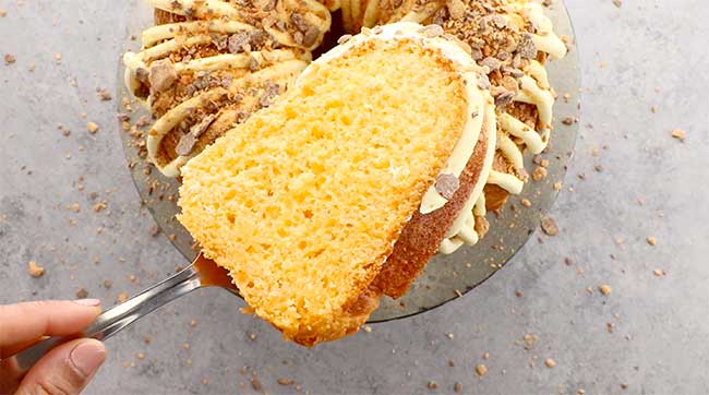 Butterfinger Bundt Cake