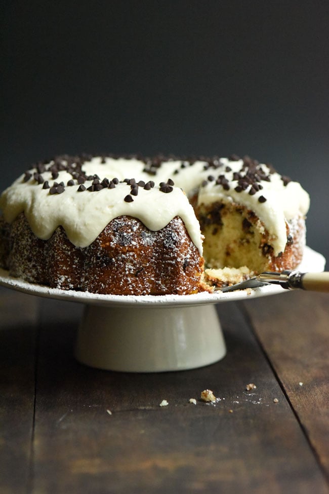 Cannoli Cake on Cake Stand