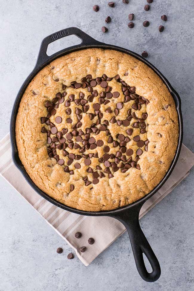 Giant pan cookie recipe