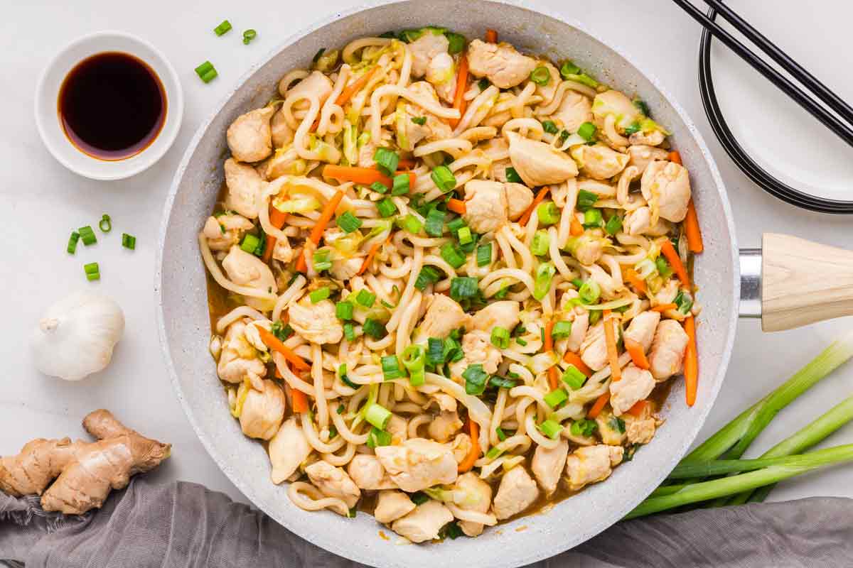 Skillet Chicken Chow Mein