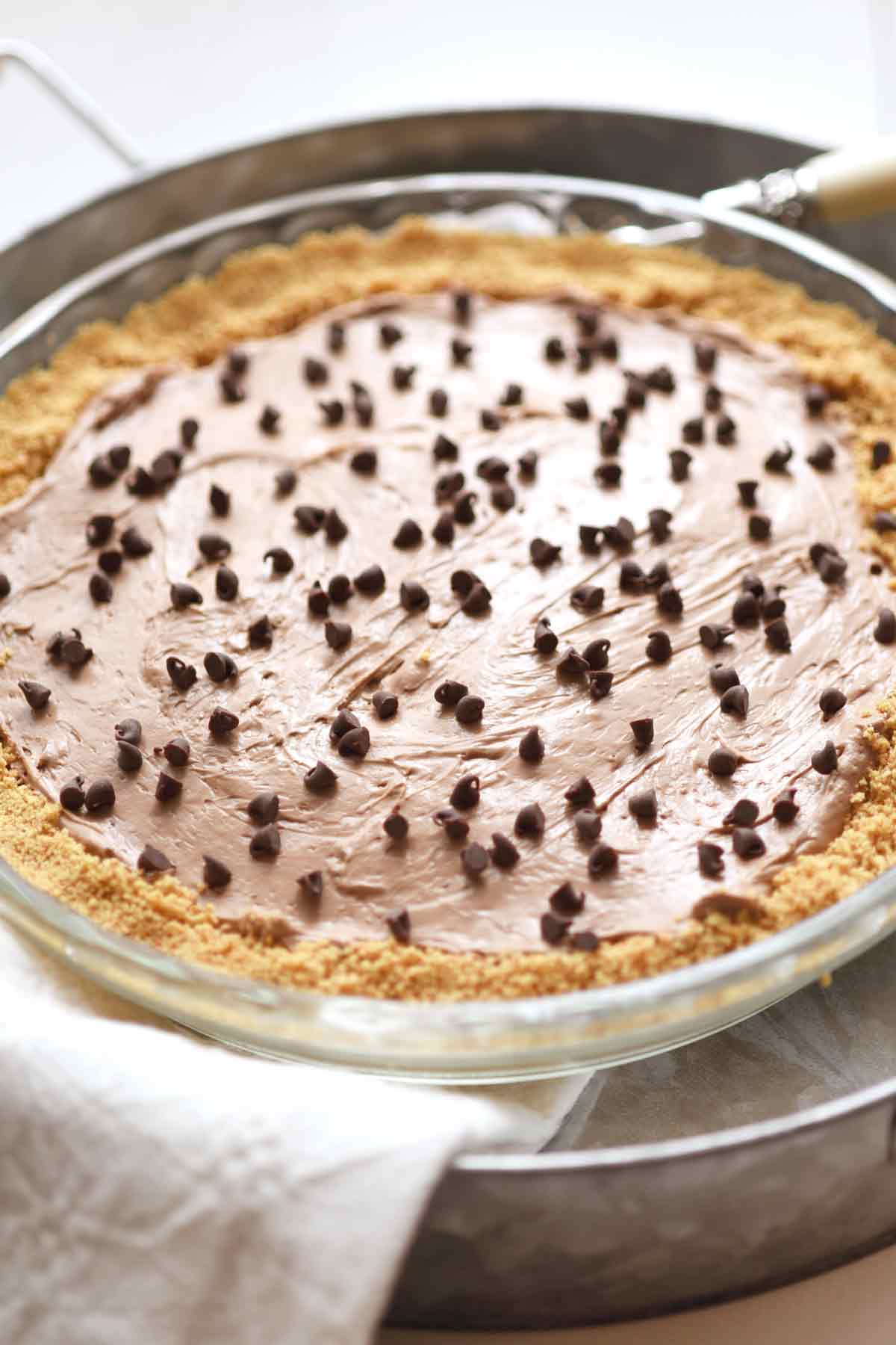 No-Bake Chocolate Cheesecake with Graham Cracker Crust