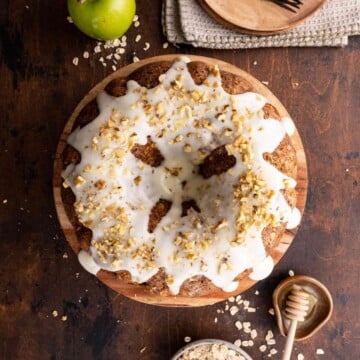 Cinnamon Apple Bundt Cake