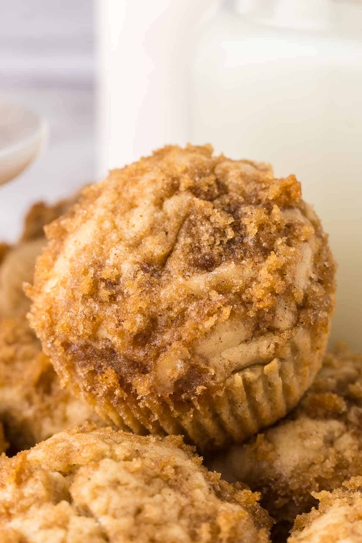 Easy Homemade Cinnamon Muffins with Streusel