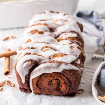 Cinnamon Roll Pull Apart Bread with Icing