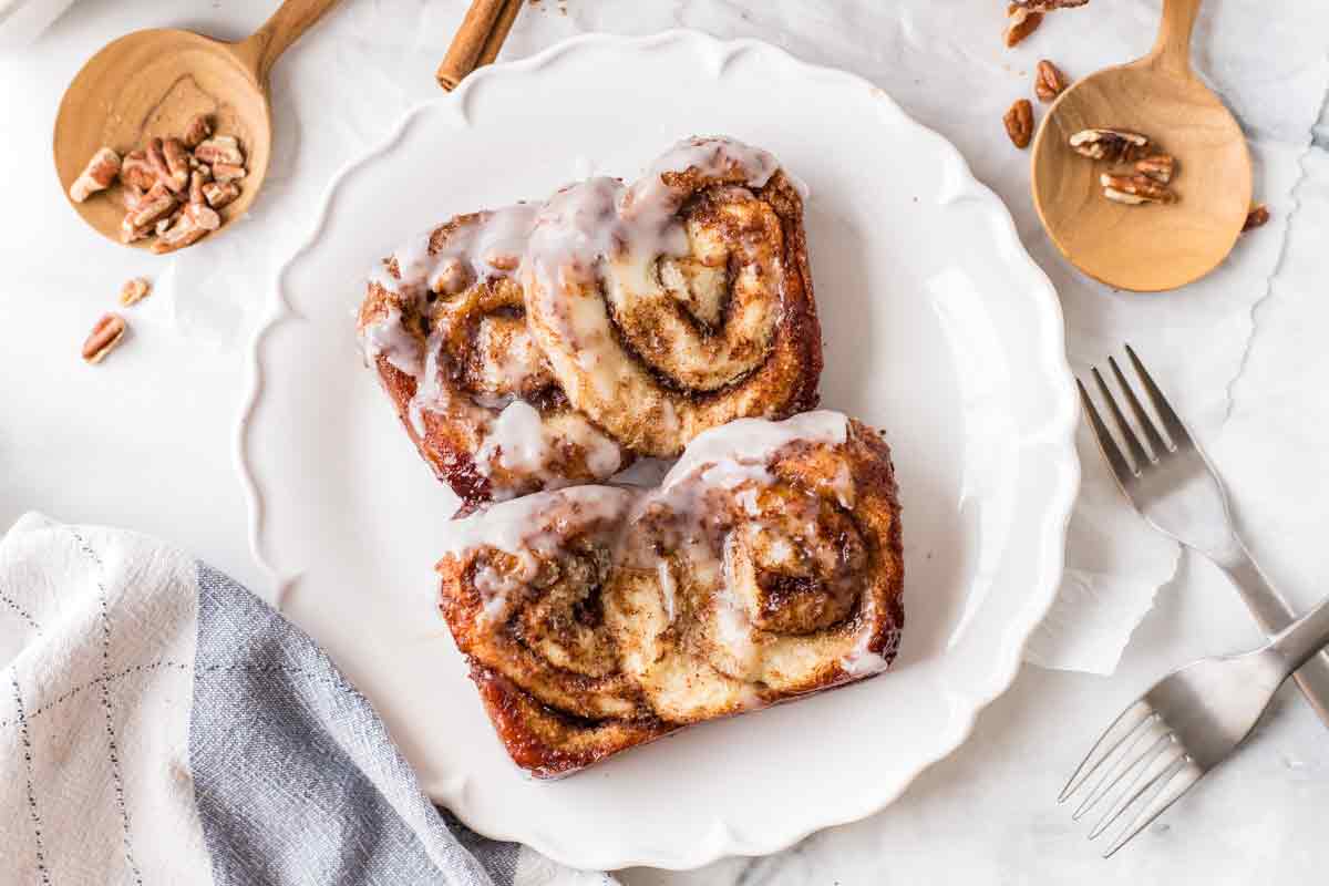 Pieces of Cinnamon Roll Pull Apart Bread
