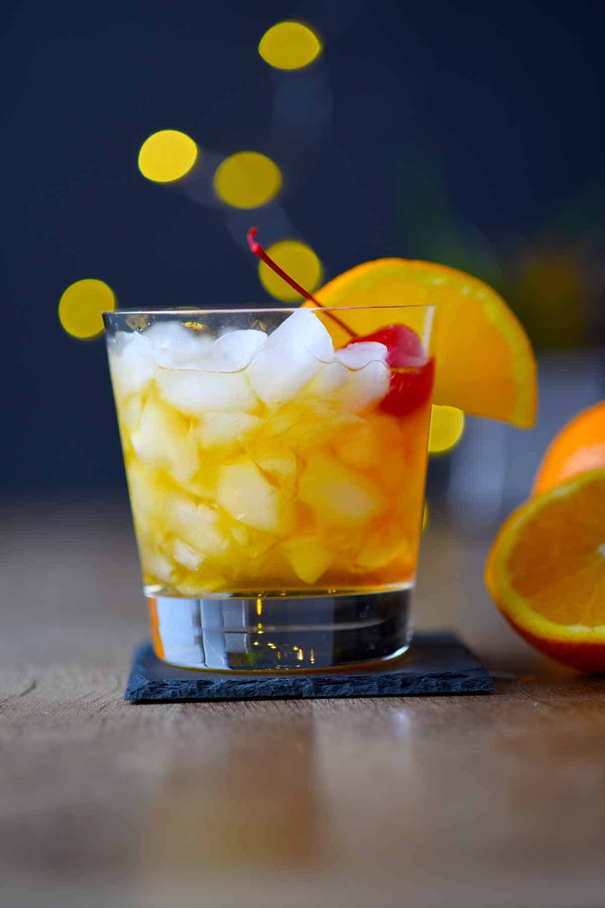 Classic Amaretto Sour Cocktail Recipe