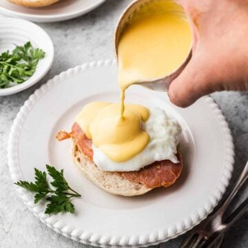 Eggs Benedict with Lemony Hollandaise Sauce