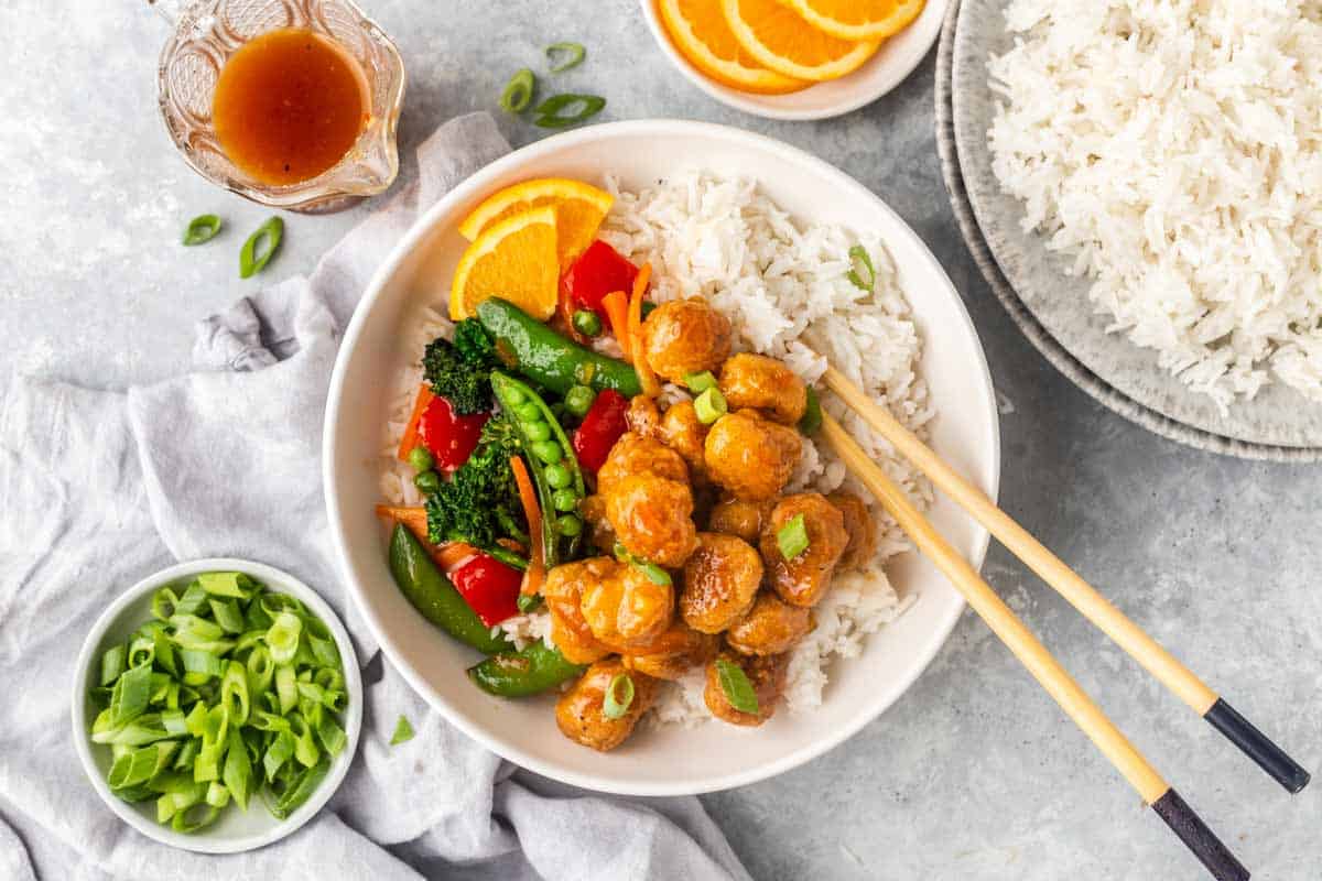 Crispy Chicken and Vegetable Rice Bowl