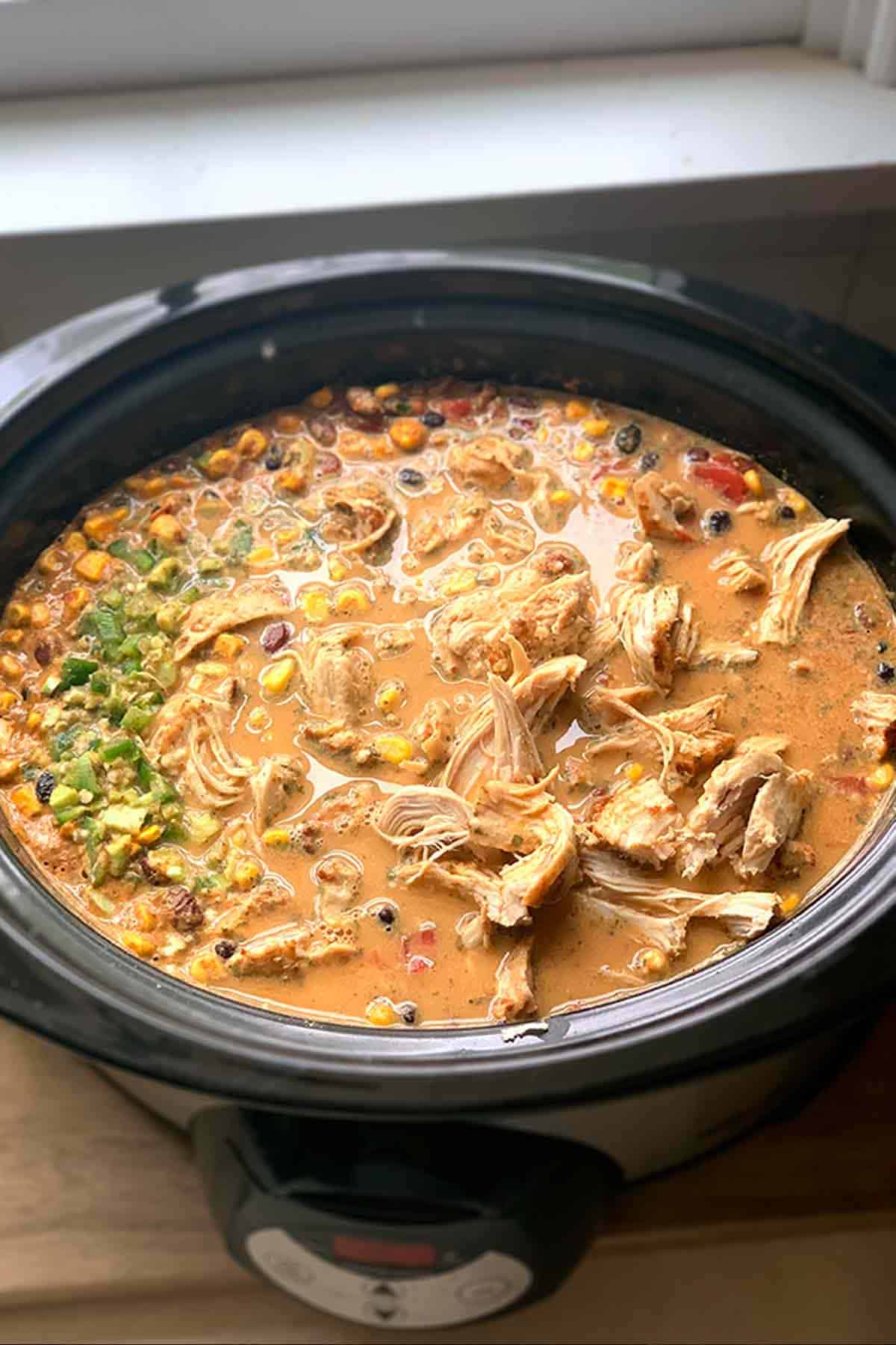 Slow Cooker Chicken Tortilla Soup