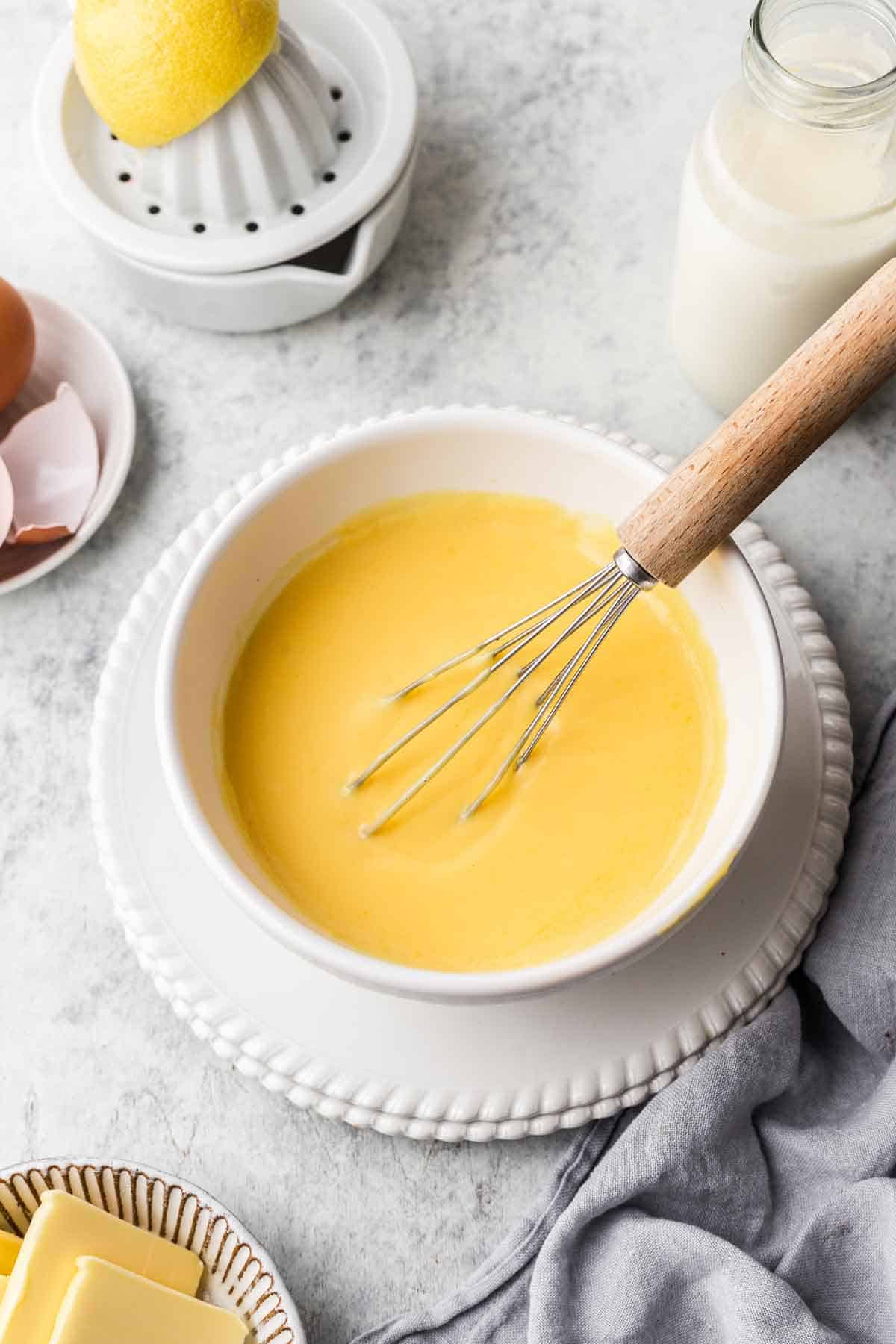 Easy Hollandaise Sauce Recipe