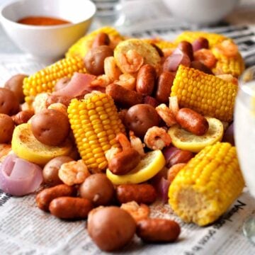 Super Easy Seafood Boil