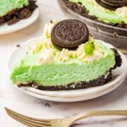 Easy No-Bake Grasshopper Pie