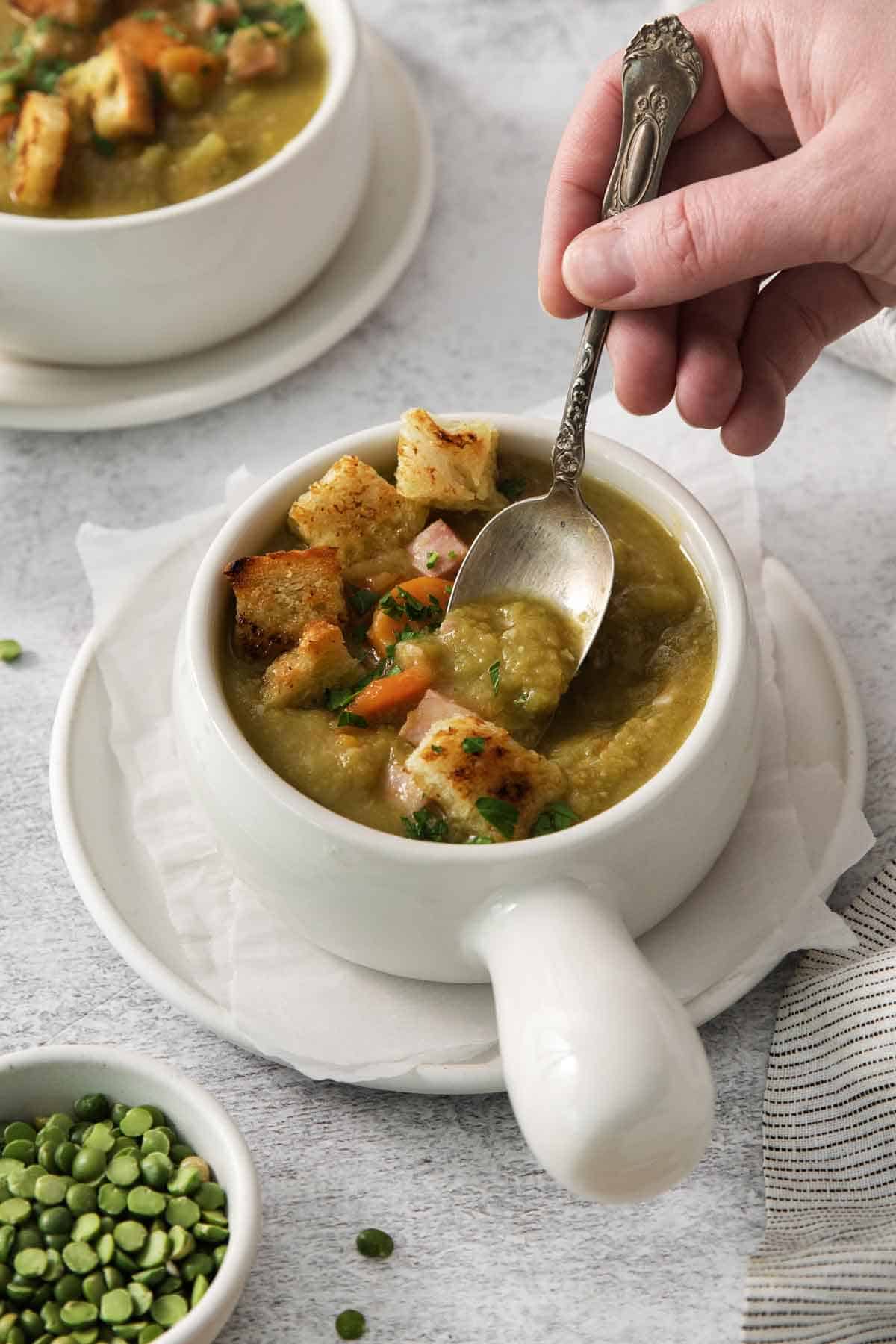 Old Fashioned Split Pea Soup