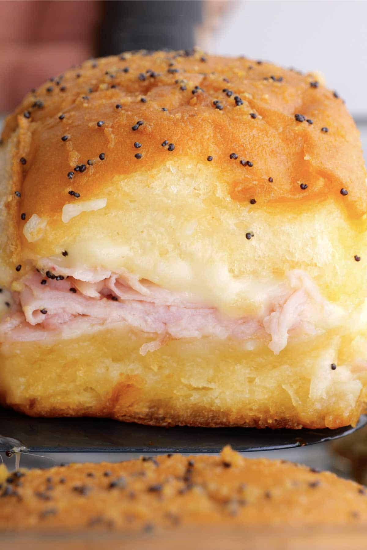 Baked Ham and Havarti Cheese Slider Appetizer