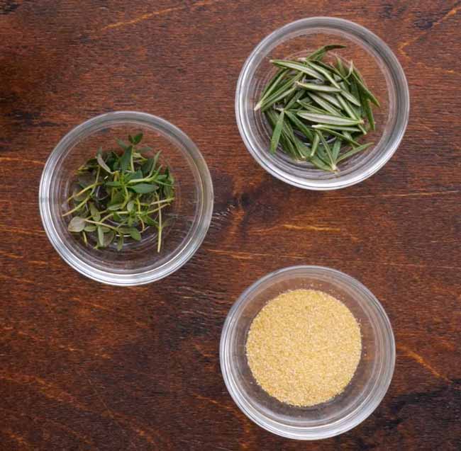 Rosemary, Thyme and Garlic Powder