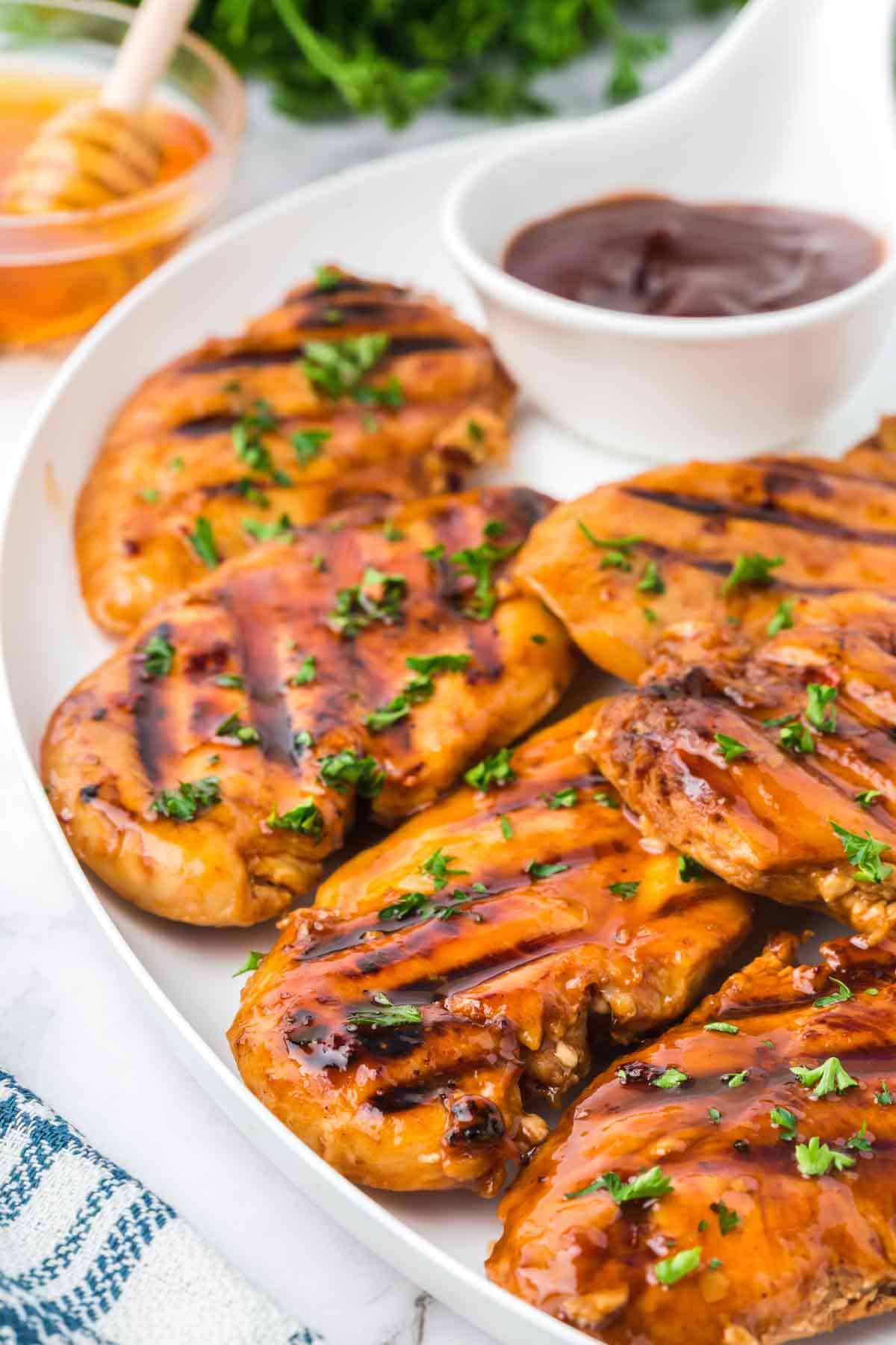 Honey Barbecue Grilled Chicken - Mighty Mrs | Super Easy Recipes