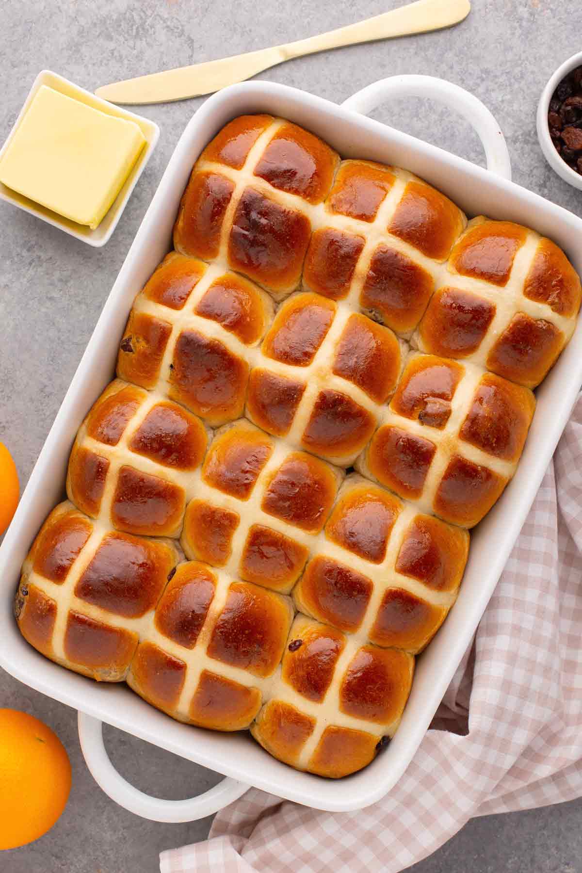 Traditional Hot Cross Buns