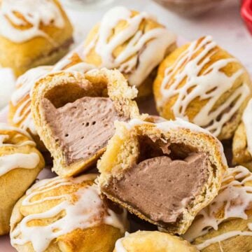 Magic Marshmallow Puffs with Chocolate Cream Filling