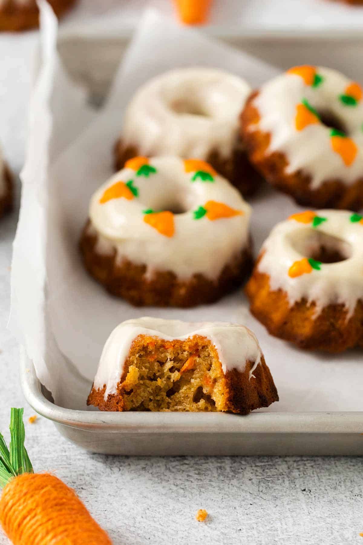 https://www.mightymrs.com/wp-content/uploads/mini-carrot-bundt-cakes2.jpg