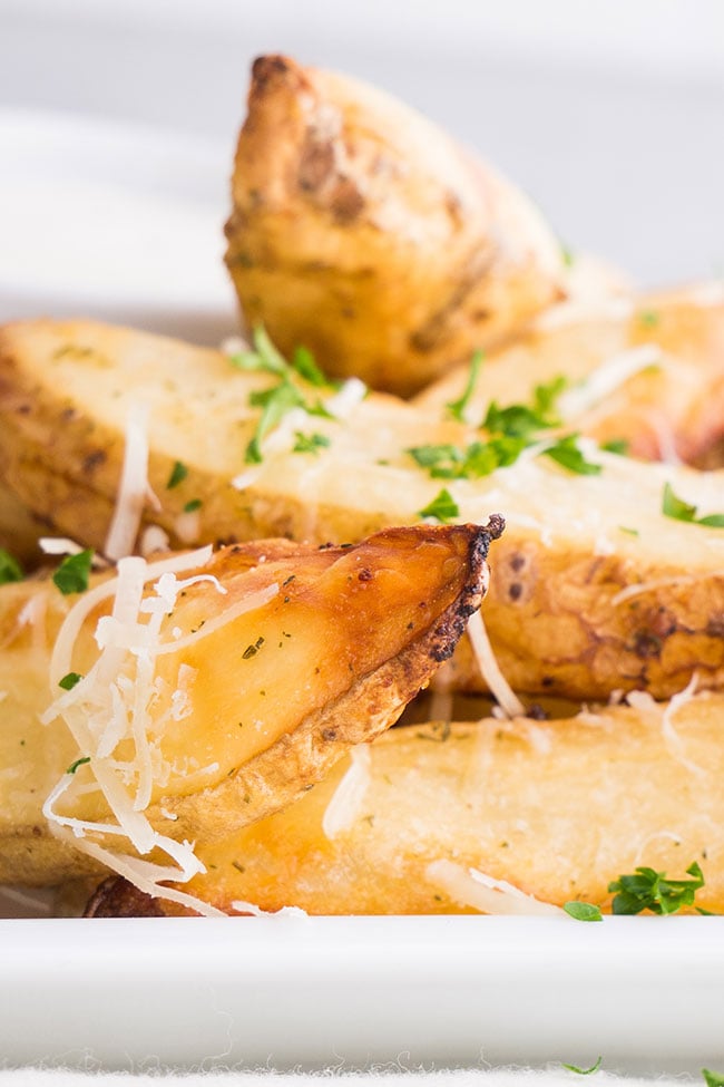 Oven-baked Parmesan Ranch Potato Wedges