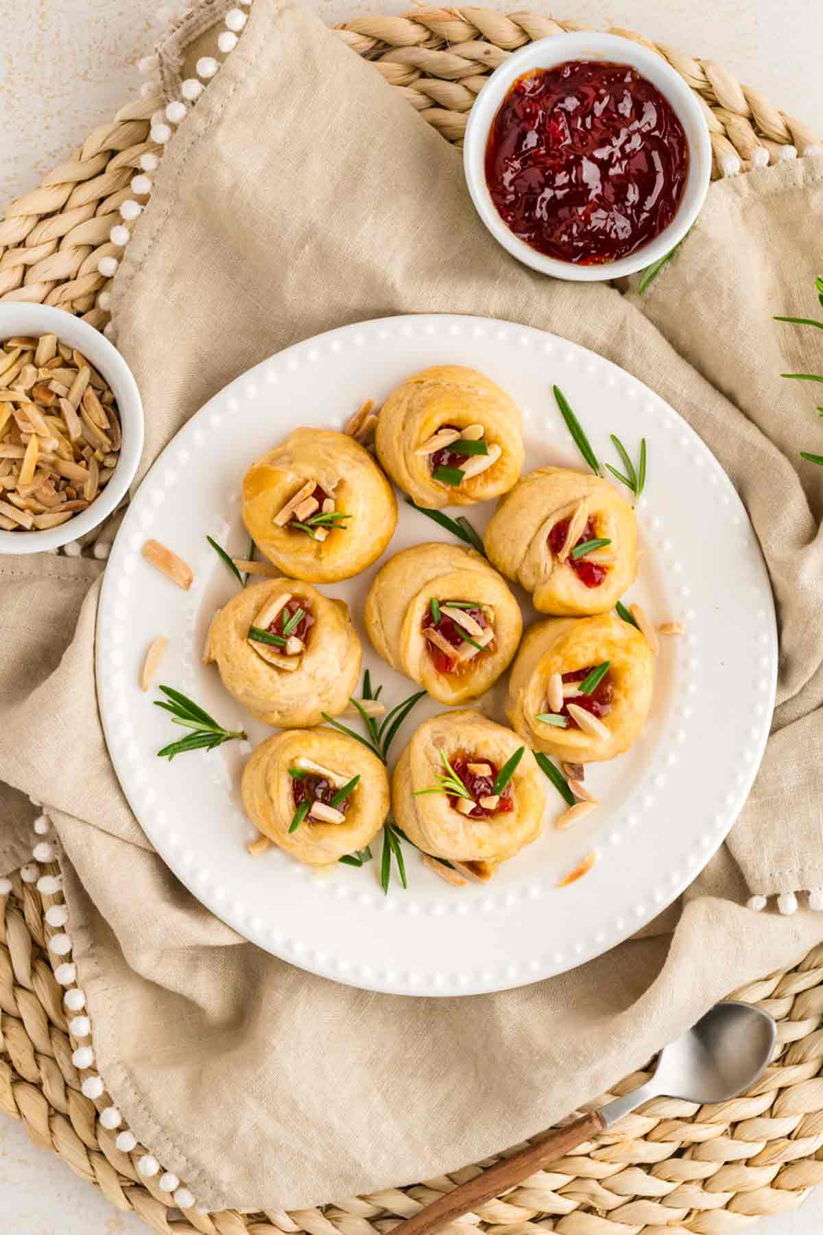 Pepper Jelly Brie Knots