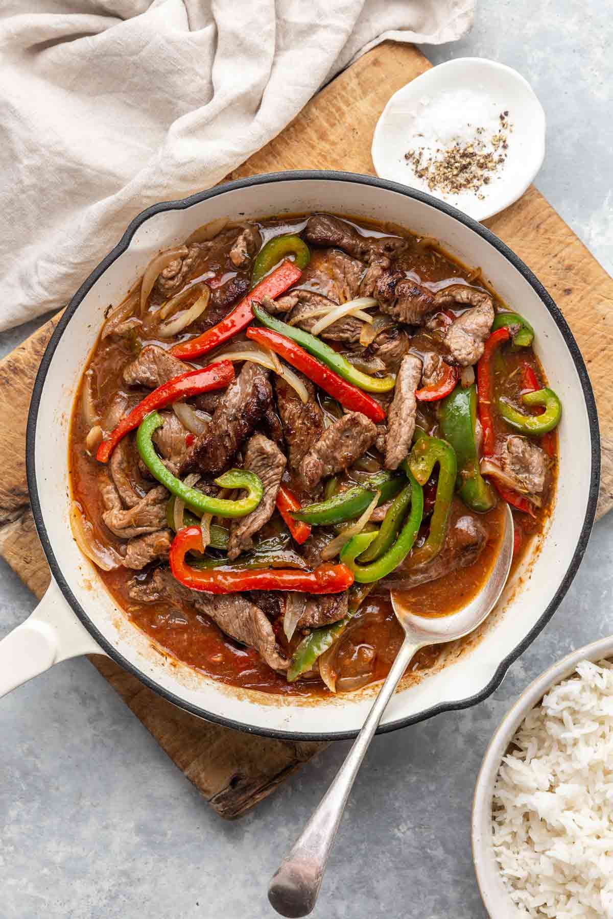 Easy Skillet Pepper Streak with Gravy