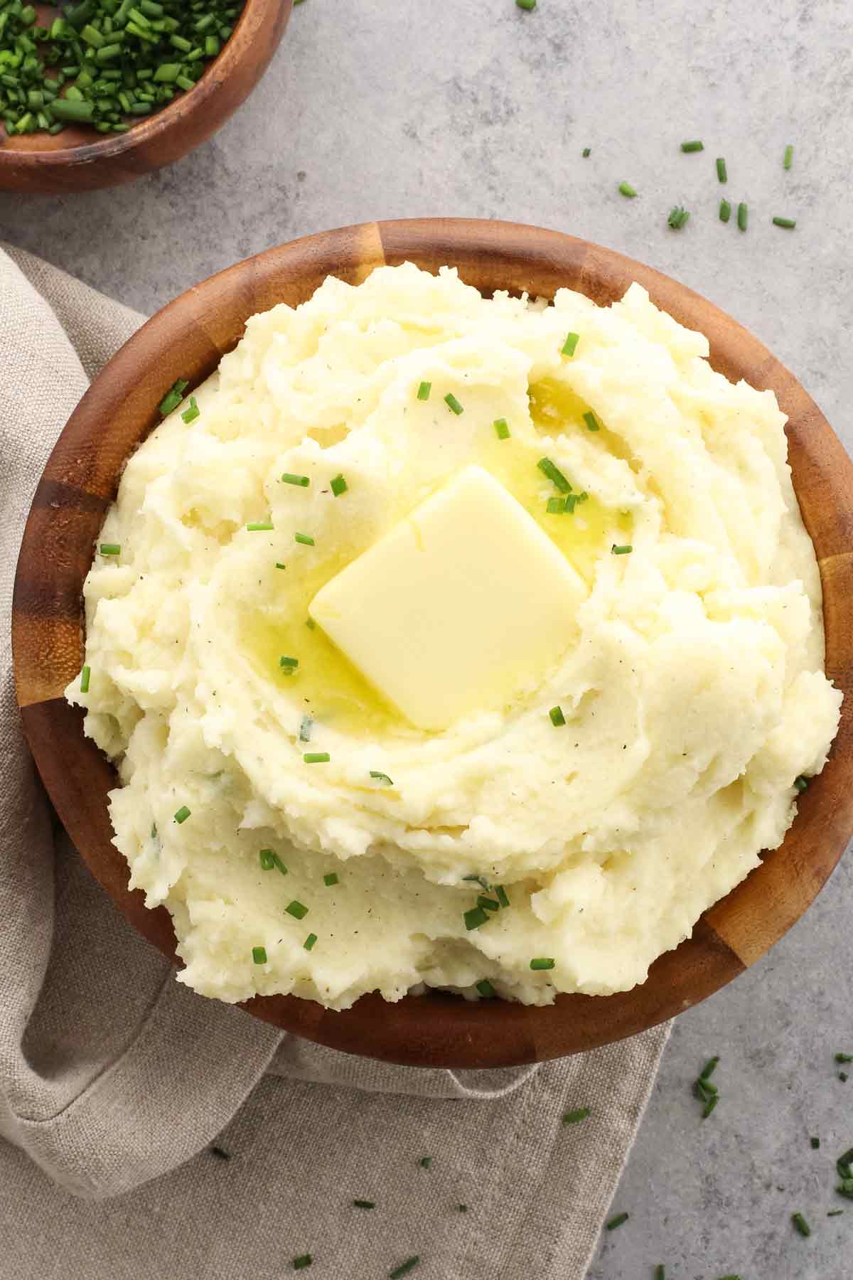 Sour Cream and Chive Mashed Potatoes