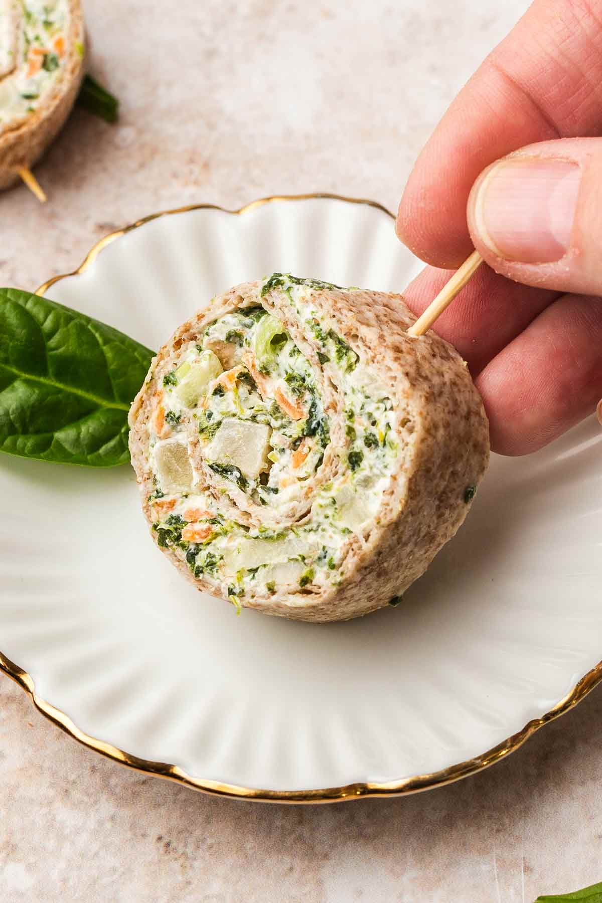 Spinach Dip Pinwheels Appetizer