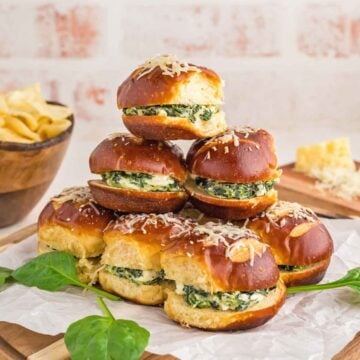 Spinach and Feta Stuffed Pretzels - Inspired by Barnes and Noble