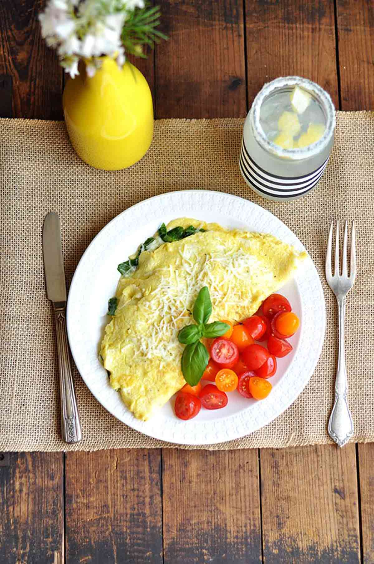 Spinach Omelette with Basil and Mozzarella Cheese