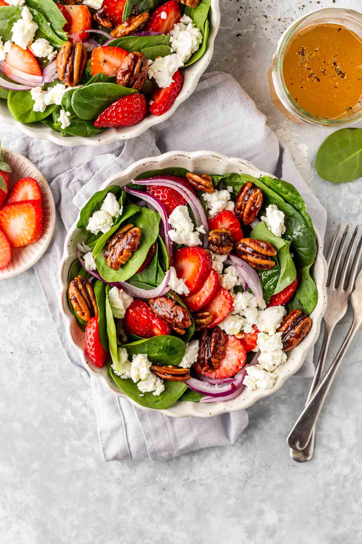 Strawberry Pecan Spinach Salad