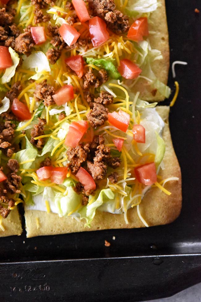 Taco pizza with toppings