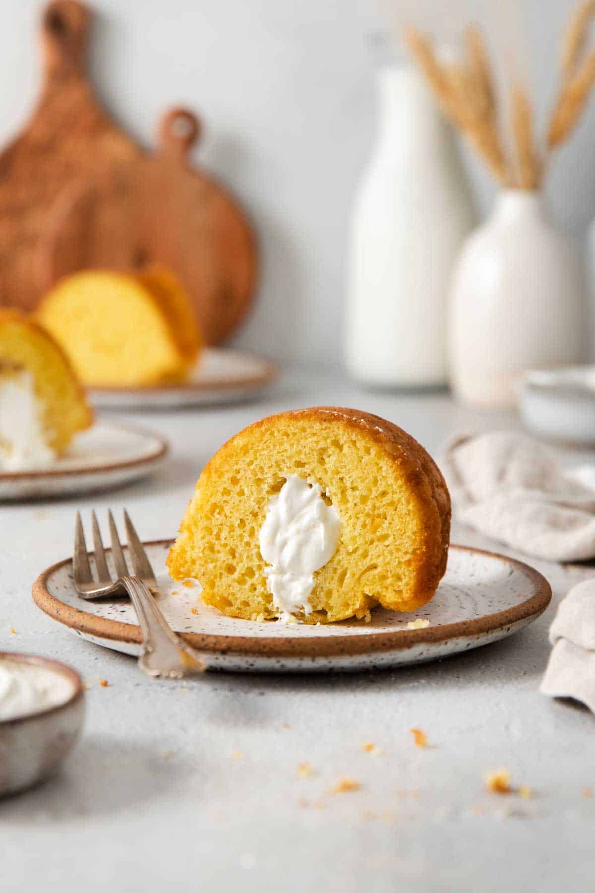 Yellow Cake with Marshmallow Filling